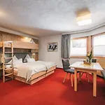 Arlen Hotel-garni Hotel 4*