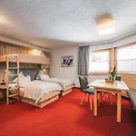 Arlen Hotel-garni ホテル 4*