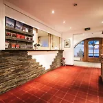 Arlen Hotel