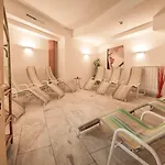 Arlen Hotel-garni 호텔 4*