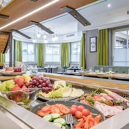 Arlen Hotel-garni Hotel 4*