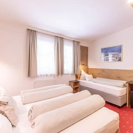 Arlen Hotel-garni Inkl Premium Sommerkarte Szálloda