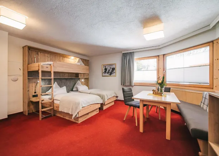 Arlen Hotel-garni Hotel 4*