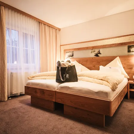 Arlen Hotel-garni Inkl Premium Sommerkarte מלון