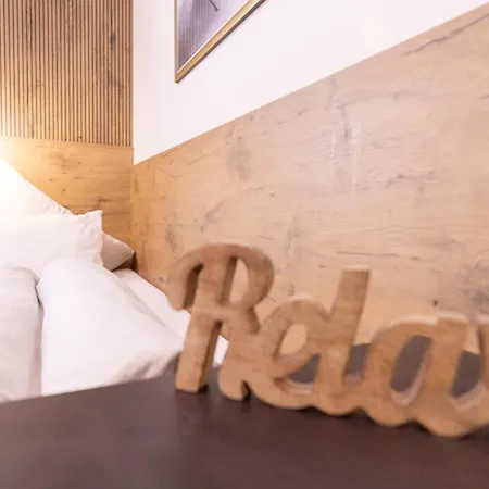 מלון Arlen Hotel-garni Inkl Premium Sommerkarte סן אנטון